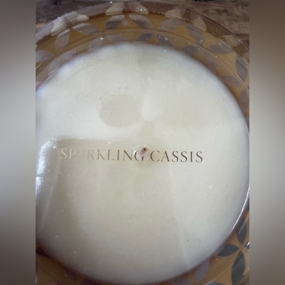 NEW IN BOX NEST Sparkling Cassis Scented Candle ~ 8.1 oz - Picture 11 of 12